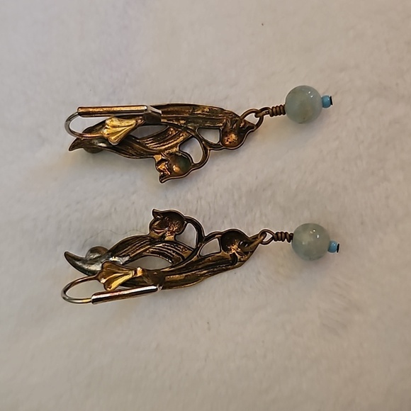 Vintage Estate Funky Art Noveau Patina Jade Beaded Leverback Hook Earrings - Picture 6 of 6